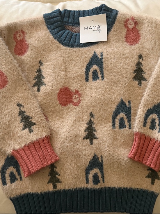 Mama & Mini Other - NWT/NWOT Mama & Mini Cozy Patterned Fuzzy Sweater in Beige, Teal, Coral Multi Sz